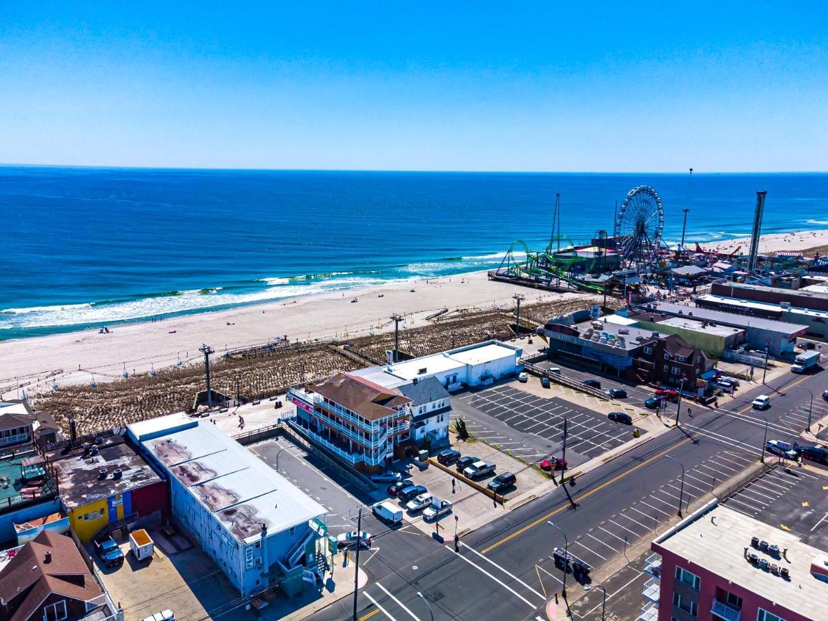 Boardwalk Hotel Charlee & Apartments Beach Hotel Oceanfront Seaside Heights Exteriör bild
