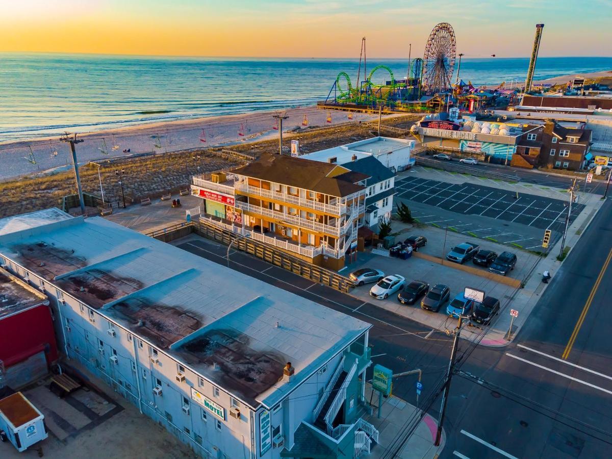 Boardwalk Hotel Charlee & Apartments Beach Hotel Oceanfront Seaside Heights Exteriör bild