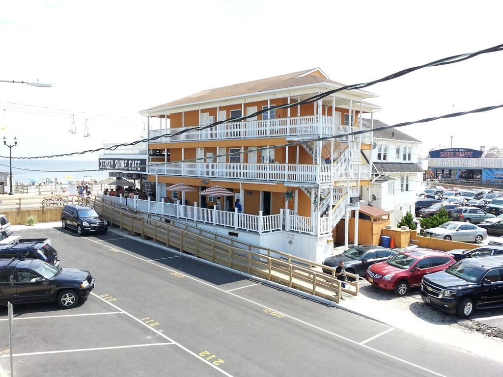 Boardwalk Hotel Charlee & Apartments Beach Hotel Oceanfront Seaside Heights Exteriör bild