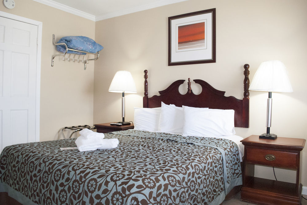 Boardwalk Hotel Charlee & Apartments Beach Hotel Oceanfront Seaside Heights Exteriör bild