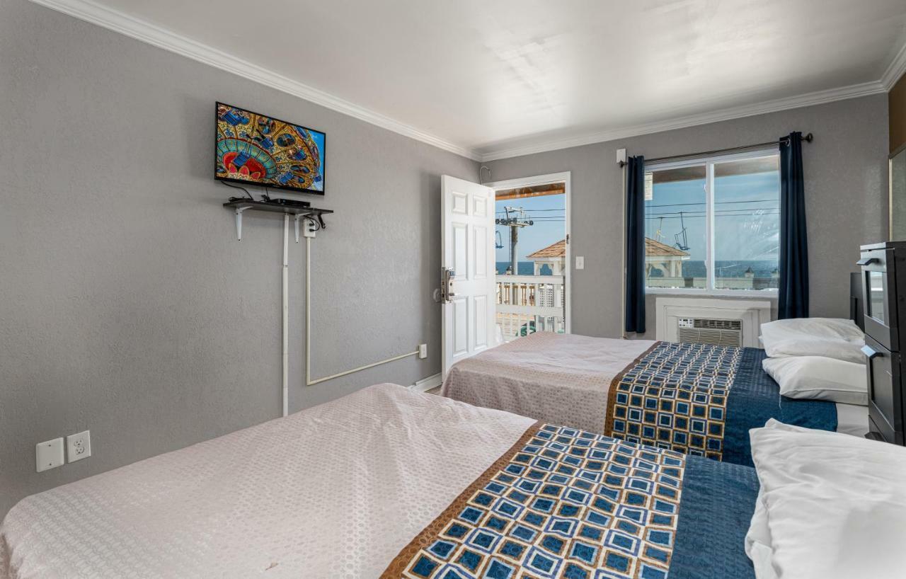 Boardwalk Hotel Charlee & Apartments Beach Hotel Oceanfront Seaside Heights Exteriör bild